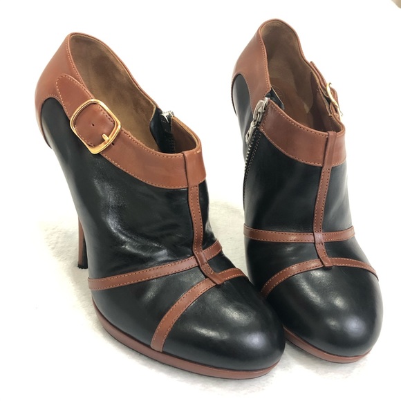 Dries Van Noten Shoes - Dries Van Noten Heeled Leather Ankle Booties 7.5